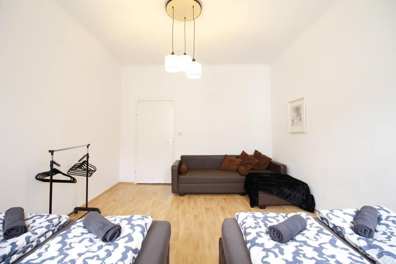 Privatunterkunft Comfortable Near Schoenbrunn Palace Hl